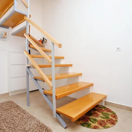 House With A Parking Space Medici, Omis - 9505 Casa de Férias