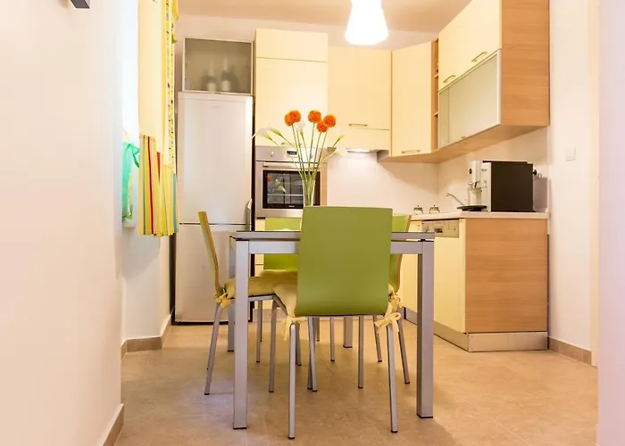 House With A Parking Space Medici, Omis - 9505 Casa de Férias