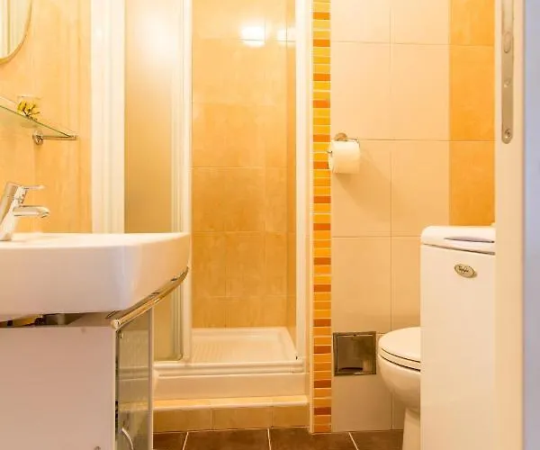 House With A Parking Space Medici, Omis - 9505 Kutleša